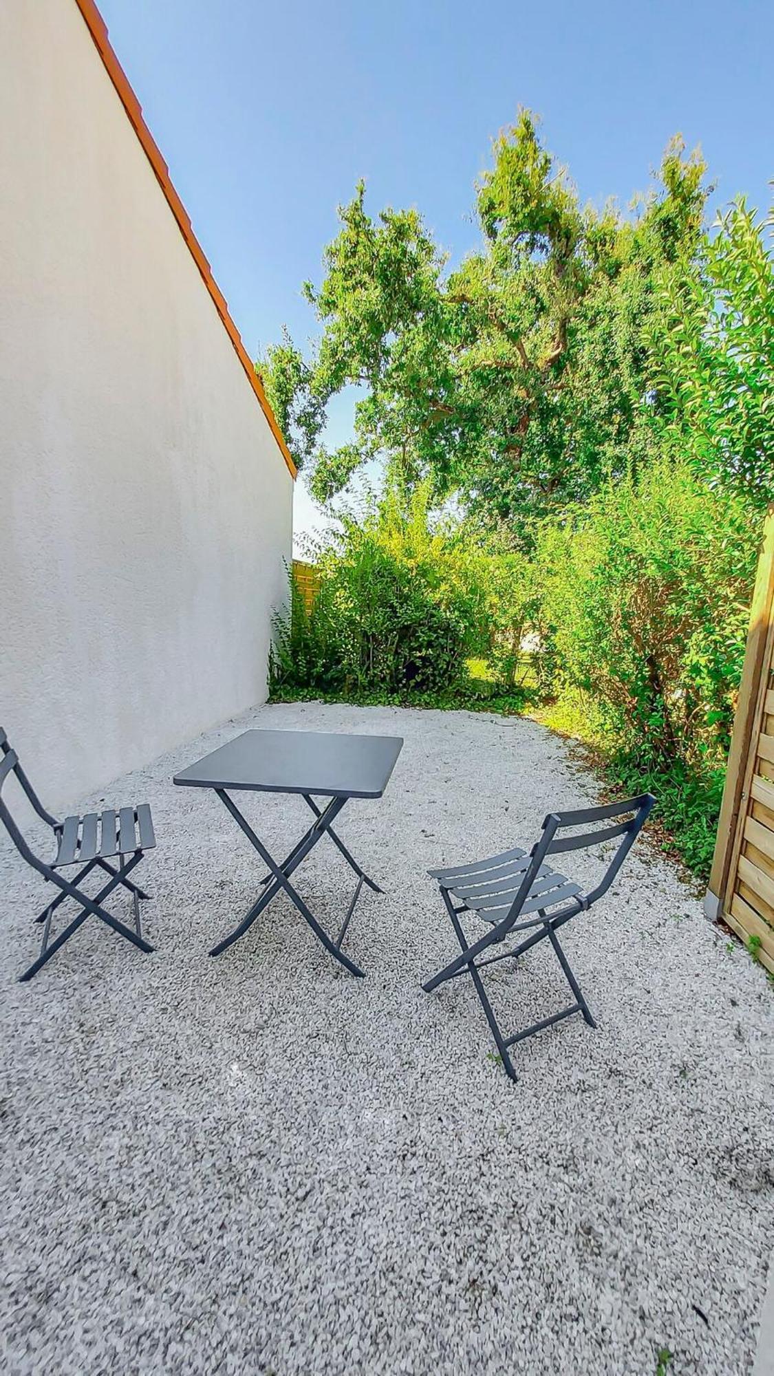 Calme Jardin & Parking Prox Royan Appart 2 Médis Εξωτερικό φωτογραφία